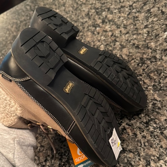 Sporto Darla Beige and Black Eco Winter Boots - Picture 7 of 12